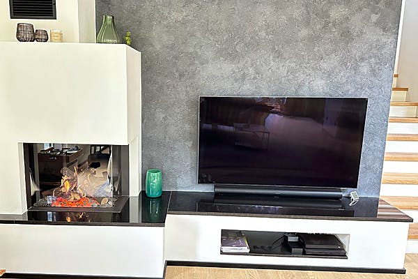 a8918b9e_portraitblock3