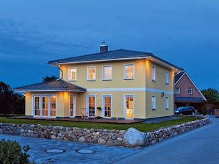 Massivhaus Villa Verona von ROTH MASSIVHAUS Schlüsselfertig ab 384000€, Stadtvilla Außenansicht 4