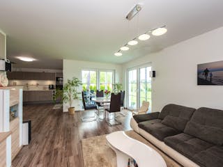 Massivhaus Winkelbungalow Ahlbeck von ROTH MASSIVHAUS Schlüsselfertig ab 332000€, Bungalow Innenansicht 1