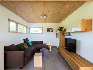 Blockhaus D140 Sinn von Frammelsberger R. Ingenieur-Holzbau, Satteldach-Klassiker Innenansicht 1