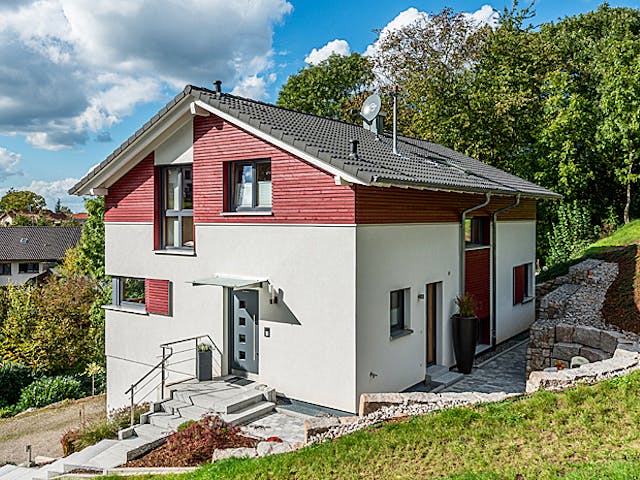 Blockhaus D152 Sum von Frammelsberger R. Ingenieur-Holzbau, Satteldach-Klassiker Außenansicht 1