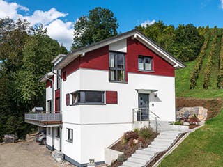 Blockhaus D152 Sum von Frammelsberger R. Ingenieur-Holzbau, Satteldach-Klassiker Außenansicht 2