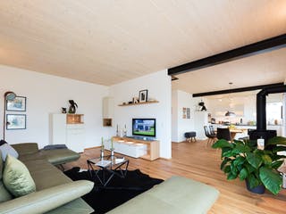 Blockhaus D183 MH Mülheim-Kärlich von Frammelsberger R. Ingenieur-Holzbau, Satteldach-Klassiker Innenansicht 1