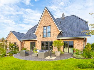 eco-systemhaus_friesenhaus200_exterior1