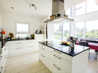 Fertighaus Bauhaus 175 von FischerHaus Schlüsselfertig ab 544685€, Cubushaus Innenansicht 3