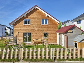 Fertighaus Haus Schmahlfeldt von Fertighaus WEISS Schlüsselfertig ab 440982€, Satteldach-Klassiker Außenansicht 3