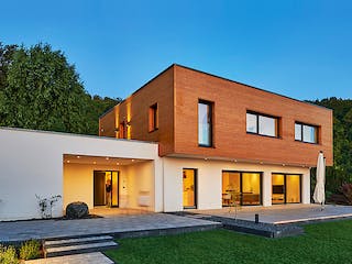 Fertighaus Haus Haberstumpf von WEISS Holzhaus Schlüsselfertig ab 615485€, Cubushaus Außenansicht 1