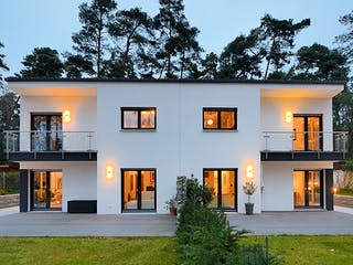 Fertighaus Haus Knüpfer/Schmenger von WEISS Holzhaus, Pultdachhaus Außenansicht 1