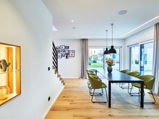 Fertighaus MH Fellbach - RELAX von WEISS Holzhaus Schlüsselfertig ab 516412€, Satteldach-Klassiker Innenansicht 3