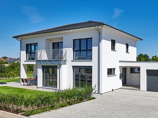 Fertighaus Haus Prümmer von Fertighaus WEISS Schlüsselfertig ab 492414€, Stadtvilla Außenansicht 2