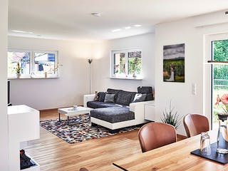 Fertighaus Haus Veith von WEISS Holzhaus Schlüsselfertig ab 371953€, Satteldach-Klassiker Innenansicht 1