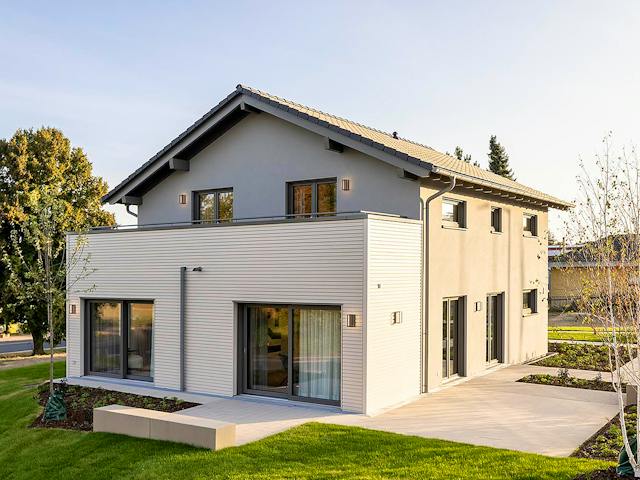 Fertighaus MH Würzburg - ARTIS 350 von FingerHaus Schlüsselfertig ab 498423€, Satteldach-Klassiker Außenansicht 1