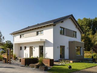Fertighaus MH Frankenberg - SENTO 500B S215 von FingerHaus Schlüsselfertig ab 430871€, Satteldach-Klassiker Außenansicht 1