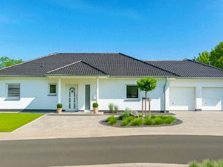 Fertighaus Pli von Fingerhut Haus Schlüsselfertig ab 405951€, Bungalow Außenansicht 1