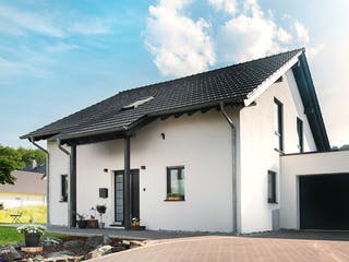 Fertighaus Amika von Fingerhut Haus Schlüsselfertig ab 475632€, Satteldach-Klassiker Außenansicht 1