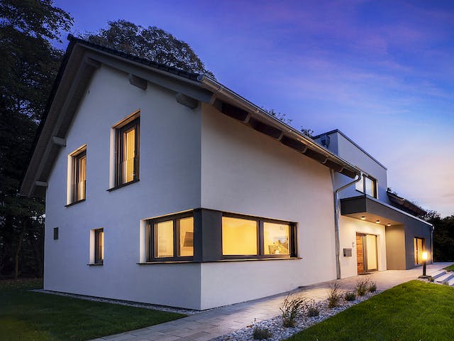 Fertighaus Bad Vilbel - Musterhaus NEU von Fingerhut Haus Schlüsselfertig ab 597757€, Satteldach-Klassiker Außenansicht 6