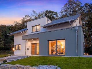 Fertighaus Bad Vilbel - Musterhaus von Fingerhut Haus Schlüsselfertig ab 593766€, Satteldach-Klassiker Außenansicht 7
