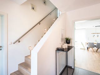 Fertighaus Seko von Fingerhut Haus Schlüsselfertig ab 419283€, Satteldach-Klassiker Innenansicht 1
