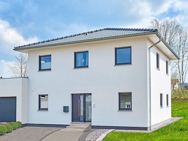 Fertighaus Soccia von Fingerhut Haus Schlüsselfertig ab 445397€, Stadtvilla Außenansicht 1