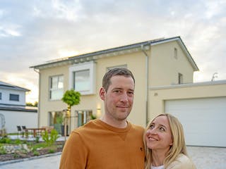 Fertighaus Modern 154 von FischerHaus Schlüsselfertig ab 585412€, Satteldach-Klassiker Außenansicht 3