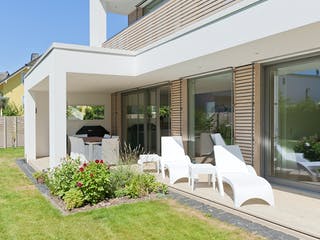 Fertighaus F201 - Ziegler von Fluck Holzbau Schlüsselfertig ab 498000€, Cubushaus Außenansicht 3