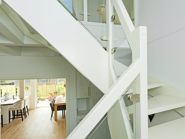 Fertighaus F241 - Kirsch von Fluck Holzbau Schlüsselfertig ab 560000€, Satteldach-Klassiker Innenansicht 2