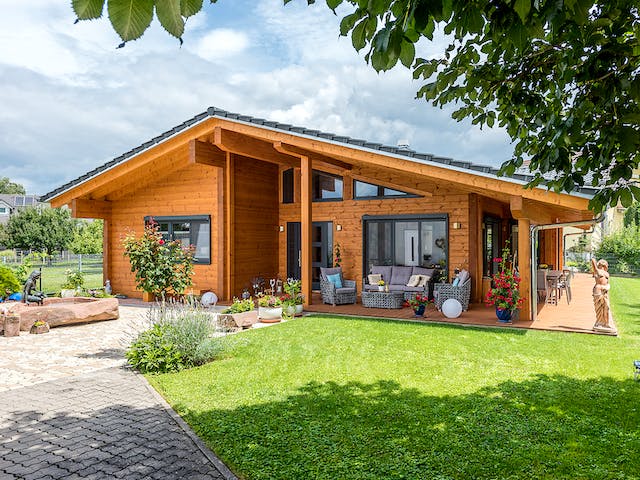 Blockhaus Am Oberrhein von Fullwood Wohnblockhaus Ausbauhaus ab 190000€, Bungalow Außenansicht 1