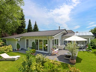 Blockhaus An der Sülz von Fullwood Wohnblockhaus Bausatzhaus ab 220000€, Bungalow Außenansicht 1