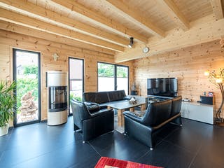 Blockhaus Auf der Röth von Fullwood Wohnblockhaus Bausatzhaus ab 200000€, Blockhaus Innenansicht 1