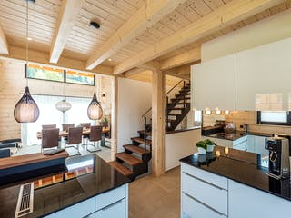 Blockhaus Entlebuch von Fullwood Wohnblockhaus Ausbauhaus ab 410000€, Blockhaus Innenansicht 7