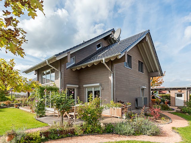 Blockhaus Felsblick von Fullwood Wohnblockhaus Ausbauhaus ab 280000€, Blockhaus Außenansicht 3