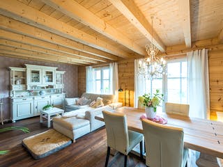 Blockhaus Provence von Fullwood Wohnblockhaus Ausbauhaus ab 660000€, Blockhaus Innenansicht 1