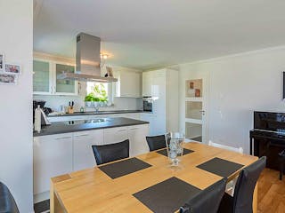 Fertighaus Haas BT 111 B von Haas Fertigbau Ausbauhaus ab 220000€, Bungalow Innenansicht 1