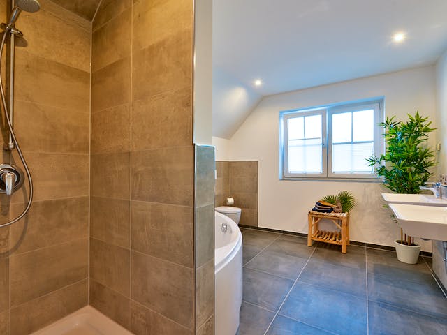 Massivhaus Berlin von HELMA MASSIVHAUS Schlüsselfertig ab 378200€, Satteldach-Klassiker Innenansicht 4