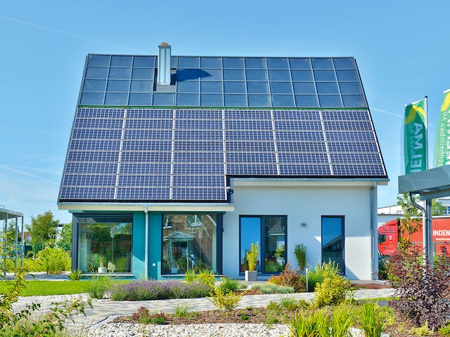 Massivhaus Brüssel von HELMA MASSIVHAUS Schlüsselfertig ab 422700€, Pultdachhaus Außenansicht 6