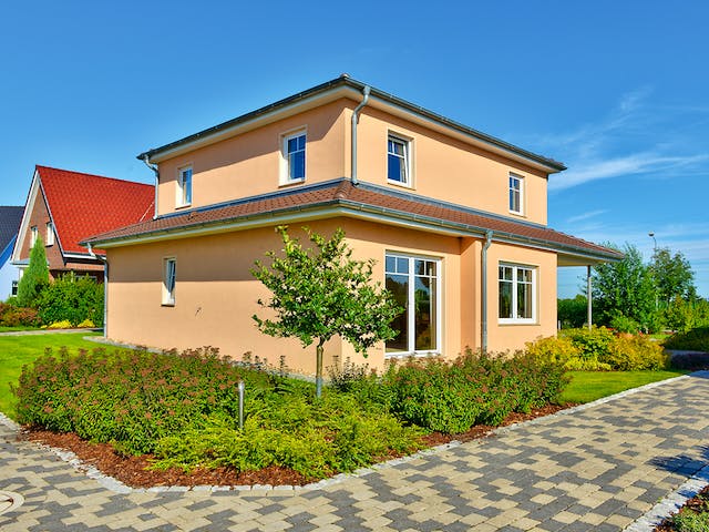Massivhaus Florenz von HELMA MASSIVHAUS Schlüsselfertig ab 418300€, Stadtvilla Außenansicht 4