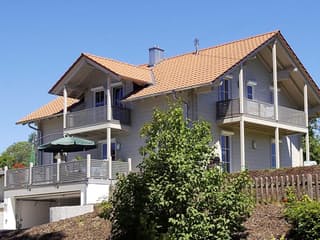 Blockhaus B167 von Frammelsberger R. Ingenieur-Holzbau, Blockhaus Außenansicht 1