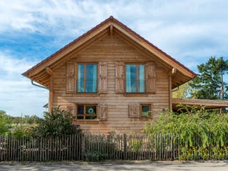 Blockhaus B155 Krank von Frammelsberger R. Ingenieur-Holzbau, Blockhaus Außenansicht 5