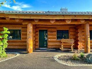 Blockhaus Blockhaus Bodensee von Holzbau rustikal - Blockhäuser Bausatzhaus ab 182558€, Satteldach-Klassiker Außenansicht 2