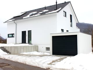 Fertighaus Homestory 114 von LEHNER HAUS Schlüsselfertig ab 396500€, Satteldach-Klassiker Außenansicht 1
