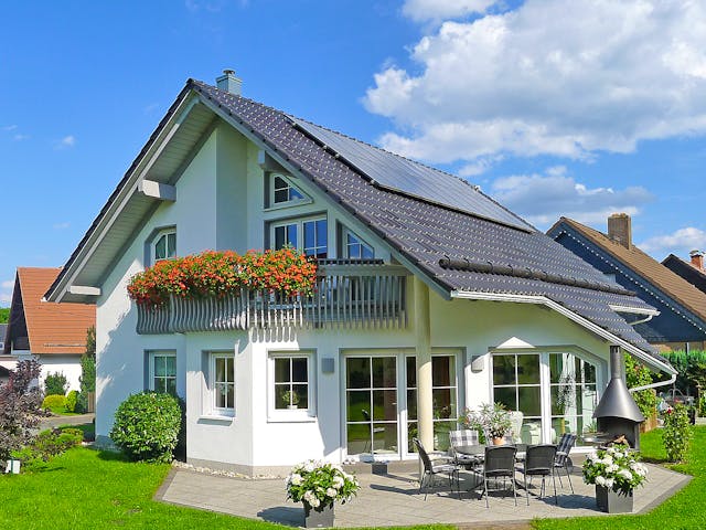 Massivhaus Susi III von HSE - Massivhaus Schlüsselfertig ab 277940€, Satteldach-Klassiker Außenansicht 1