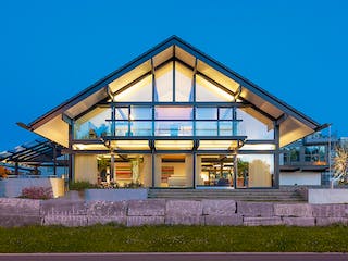 Fertighaus HUF Haus ART 5 Beispiel 5 von HUF HAUS, Fachwerk Außenansicht 4