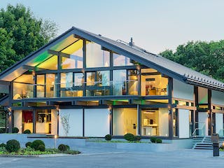 Fertighaus HUF Haus ART 6 Beispiel 7 von HUF HAUS, Fachwerk Außenansicht 4
