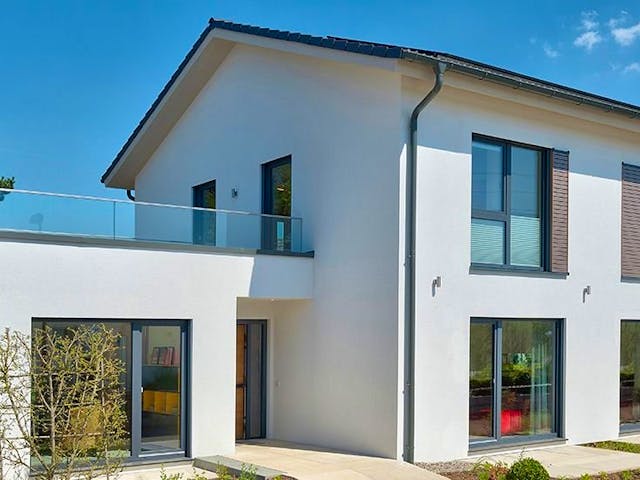 Fertighaus SUNSHINE 157 Fellbach von Living Fertighaus, Satteldach-Klassiker Außenansicht 1