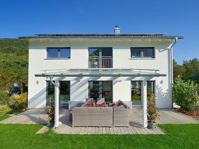 Fertighaus Haus Mühlwiesen von Keitel-Haus Schlüsselfertig ab 386681€, Satteldach-Klassiker Außenansicht 2