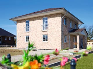Massivhaus Adam Olearius 200 von Stoll Haus Schlüsselfertig ab 415400€, Stadtvilla Außenansicht 1