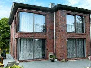 Massivhaus BLICKFANG von Kagebau, Stadtvilla Außenansicht 3