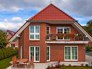 Massivhaus Haus Schwerin von ROTH MASSIVHAUS, Außenansicht 2