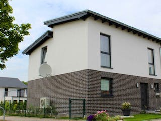 Massivhaus Vario 1.2 ID-Massivhaus von CASA Haus Ausbauhaus ab 99850€,  Außenansicht 1