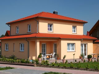 Massivhaus Villa Florenz von Elmbau, Stadtvilla Außenansicht 1